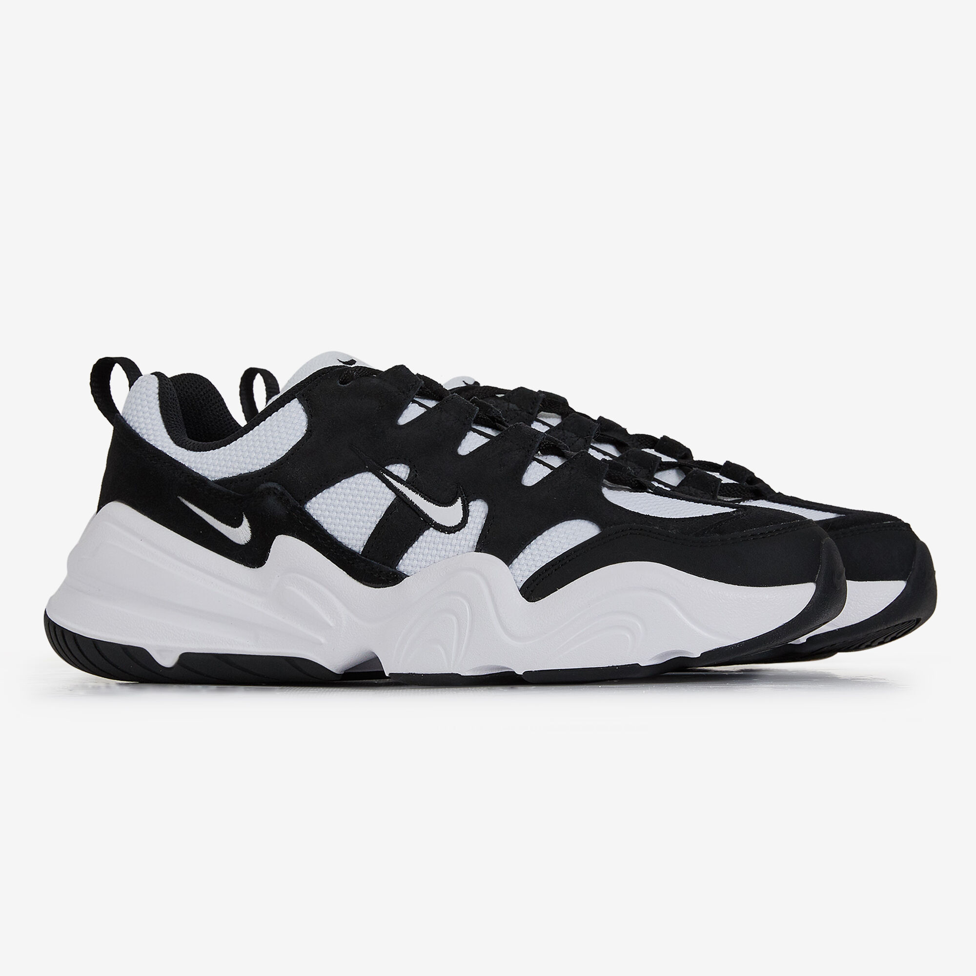 Courir shop nike m2k