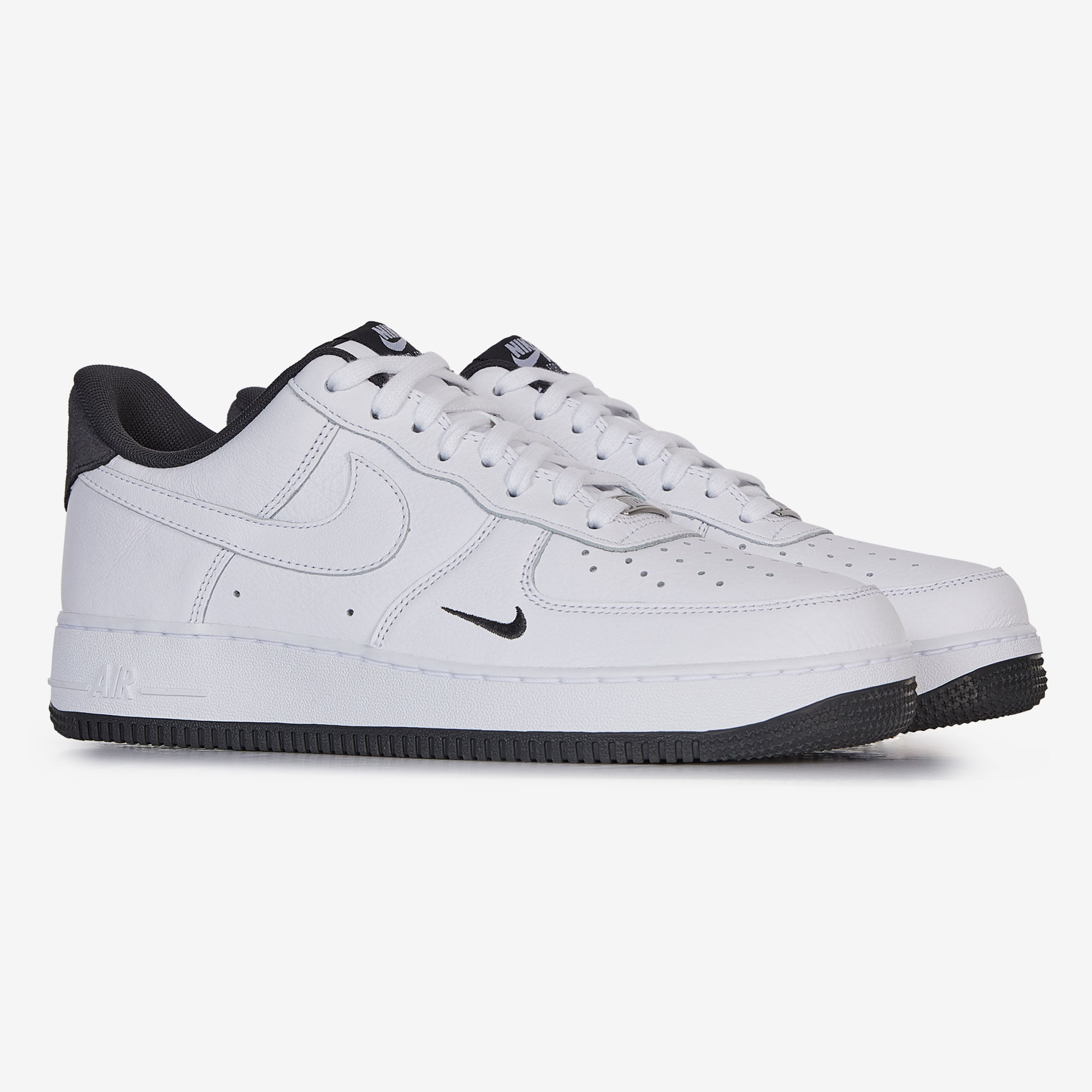 Nieuwe sneakers NIKE air force 1 2024 nieuwste sneakers en schoenen releases Courir.be