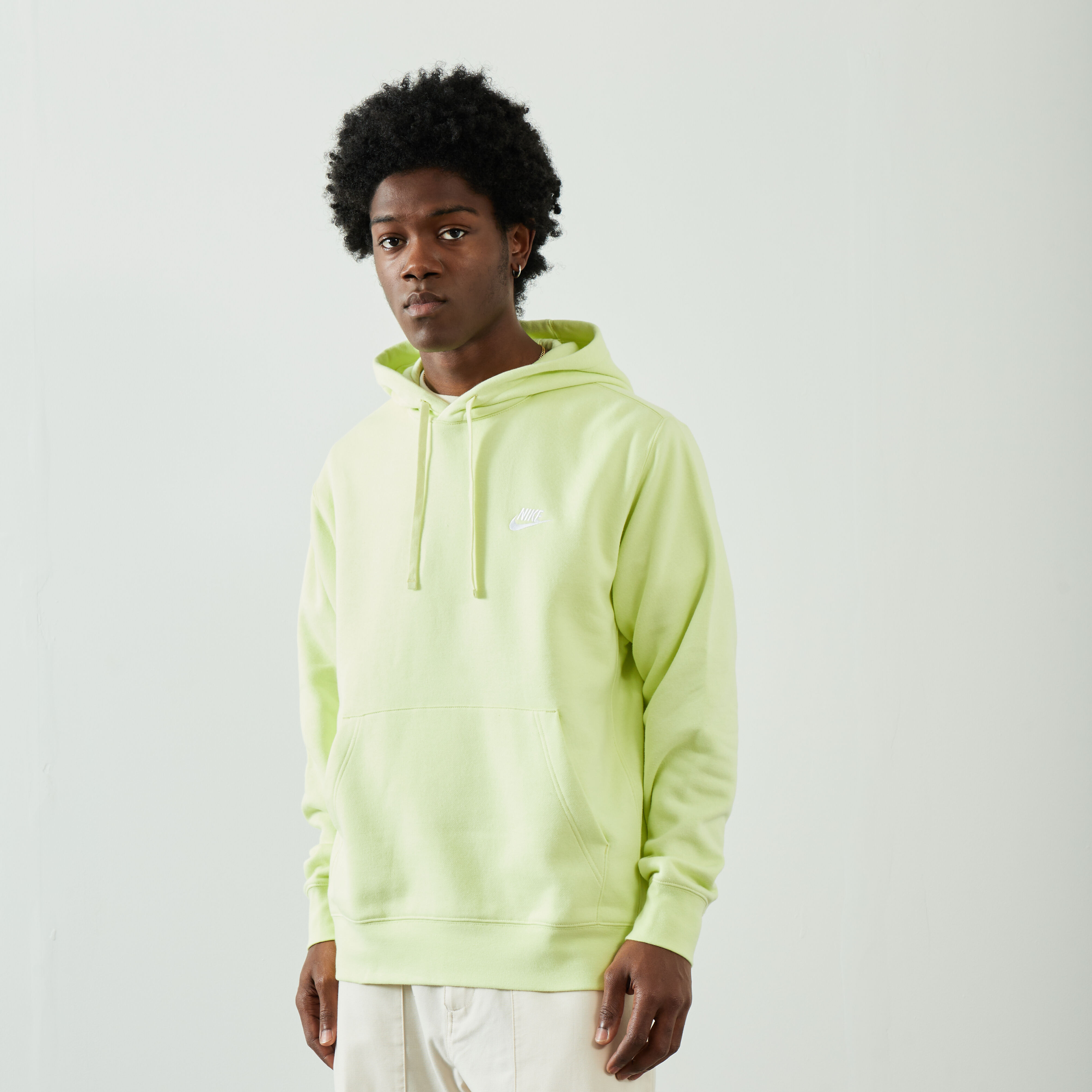 Nike club cheap hoodie xs