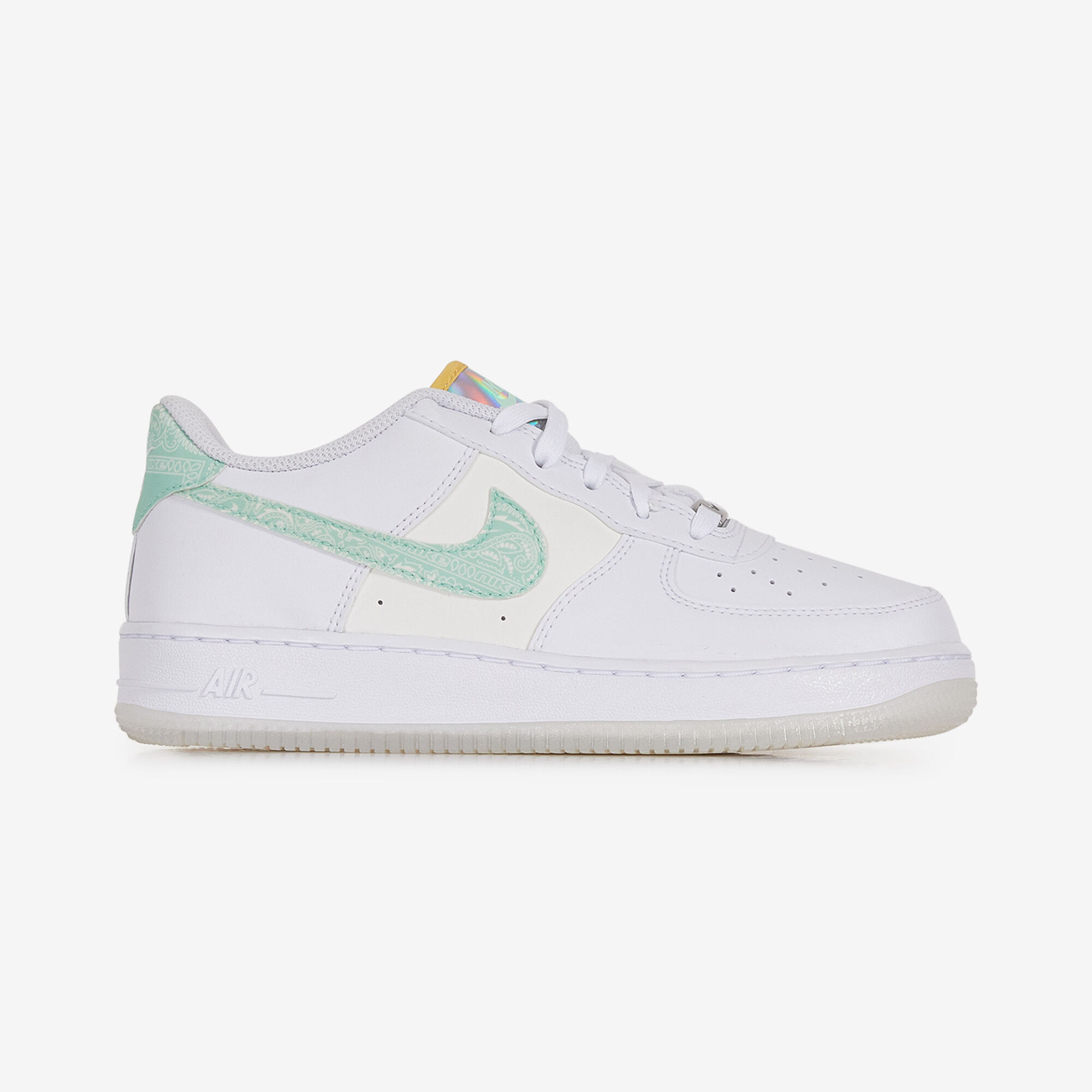 Sneakers et baskets NIKE AIR FORCE 1 en promo Courir.be