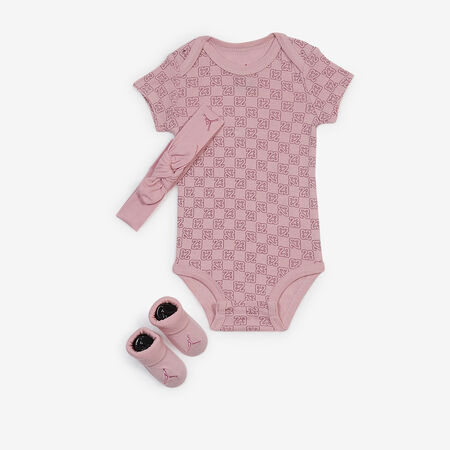 JORDAN 3 PC SET BODYSUIT HAT BOOTIE MONOGRAM RO BÉBÉ