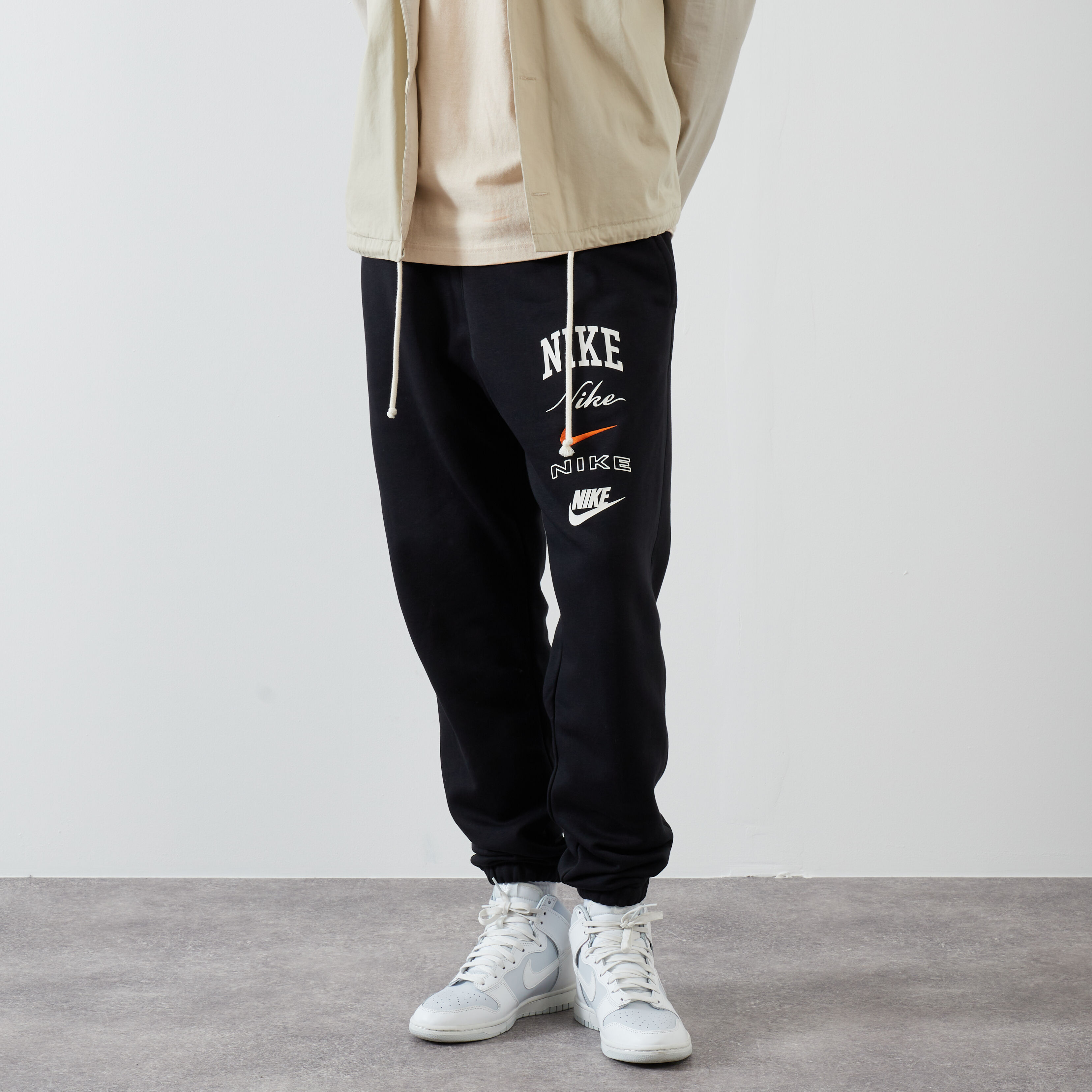 Pantalon nike air on sale noir