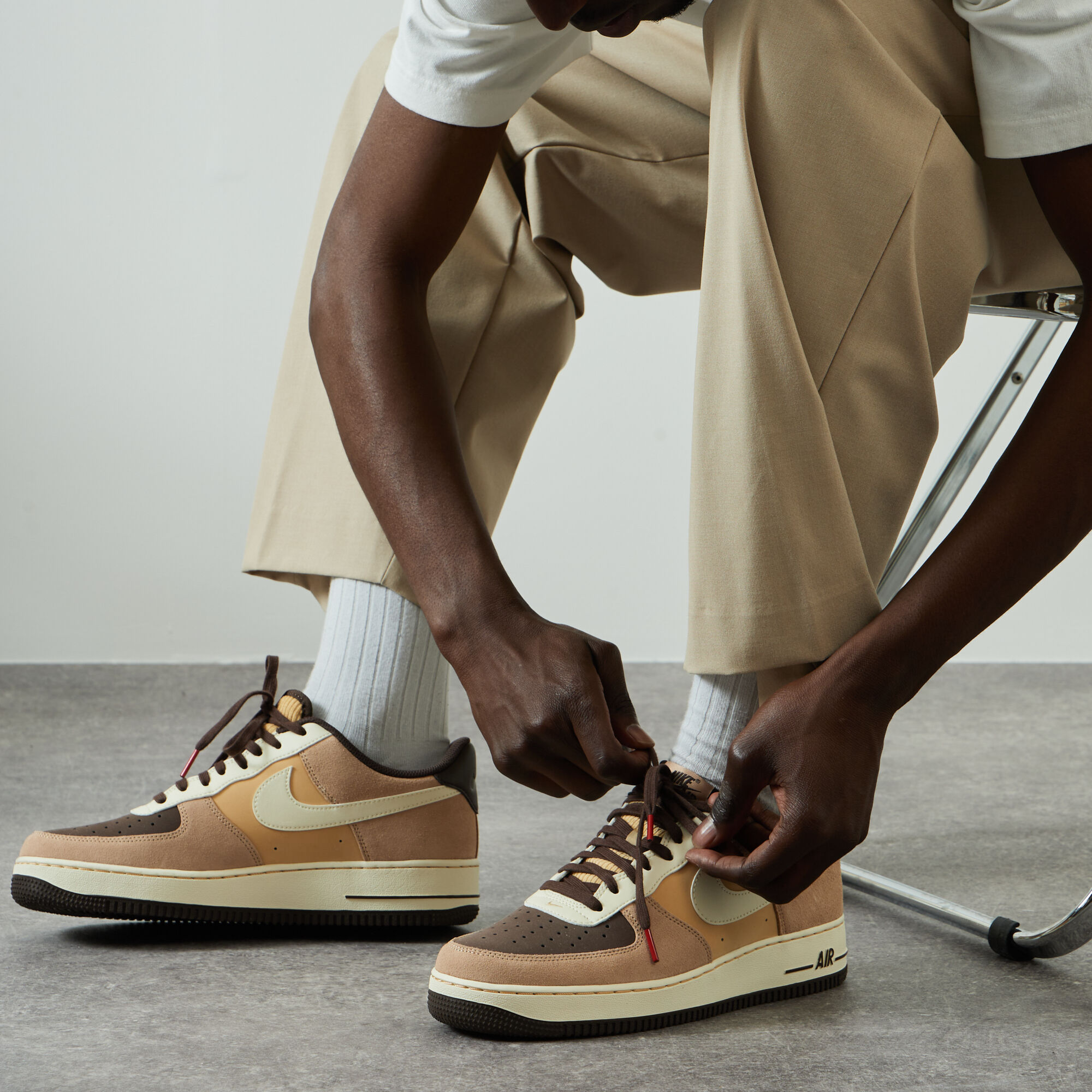 Nike air force 1 low homme marron on sale