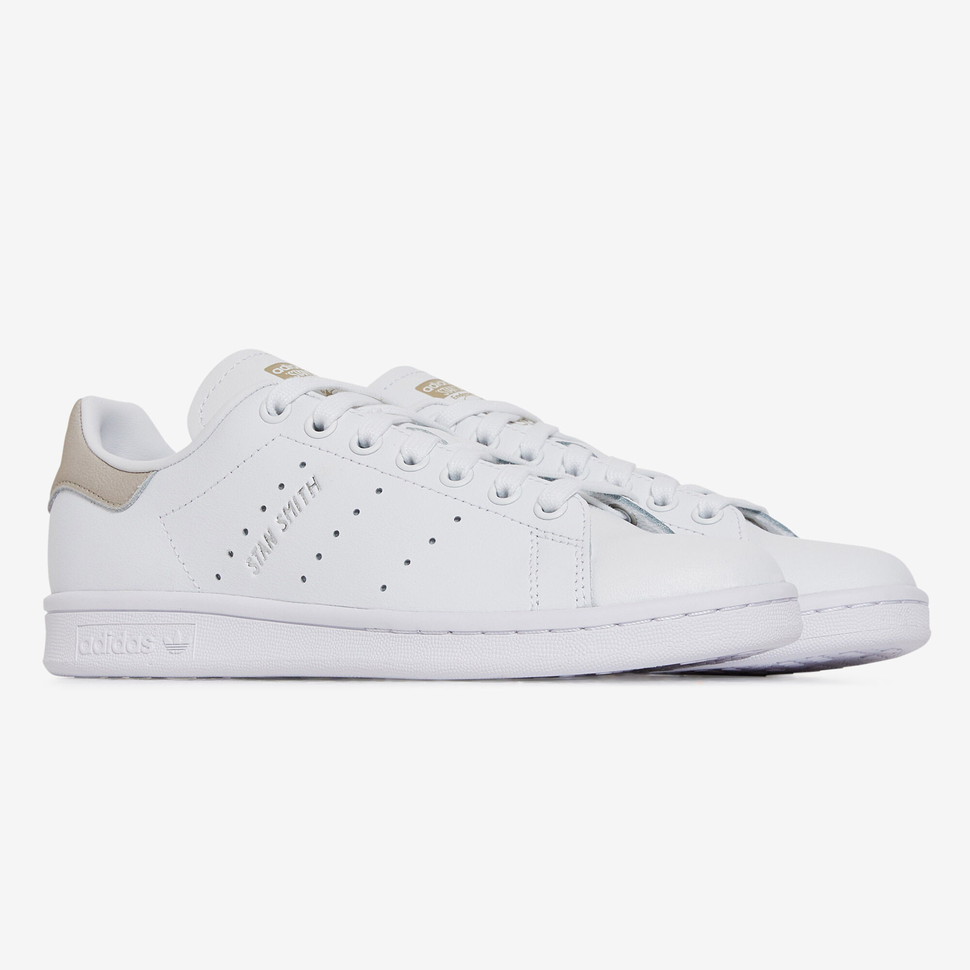 Stan smith cheap scratch femme courir