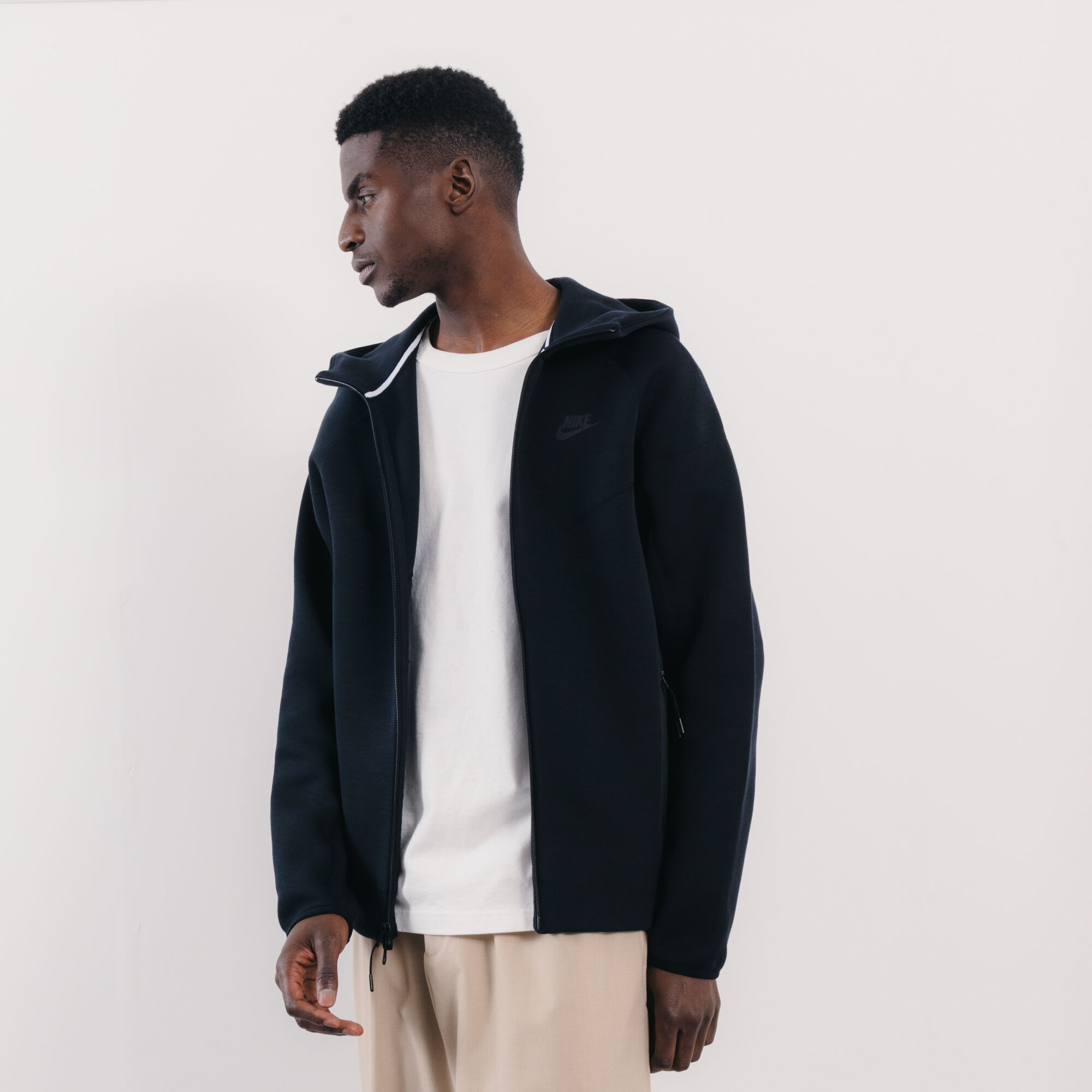Nike windbreaker tech fleece discount