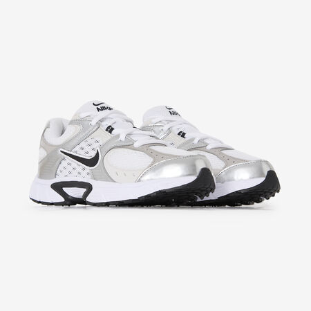 NIKE V5 RNR BLANC/NOIR JUNIOR
