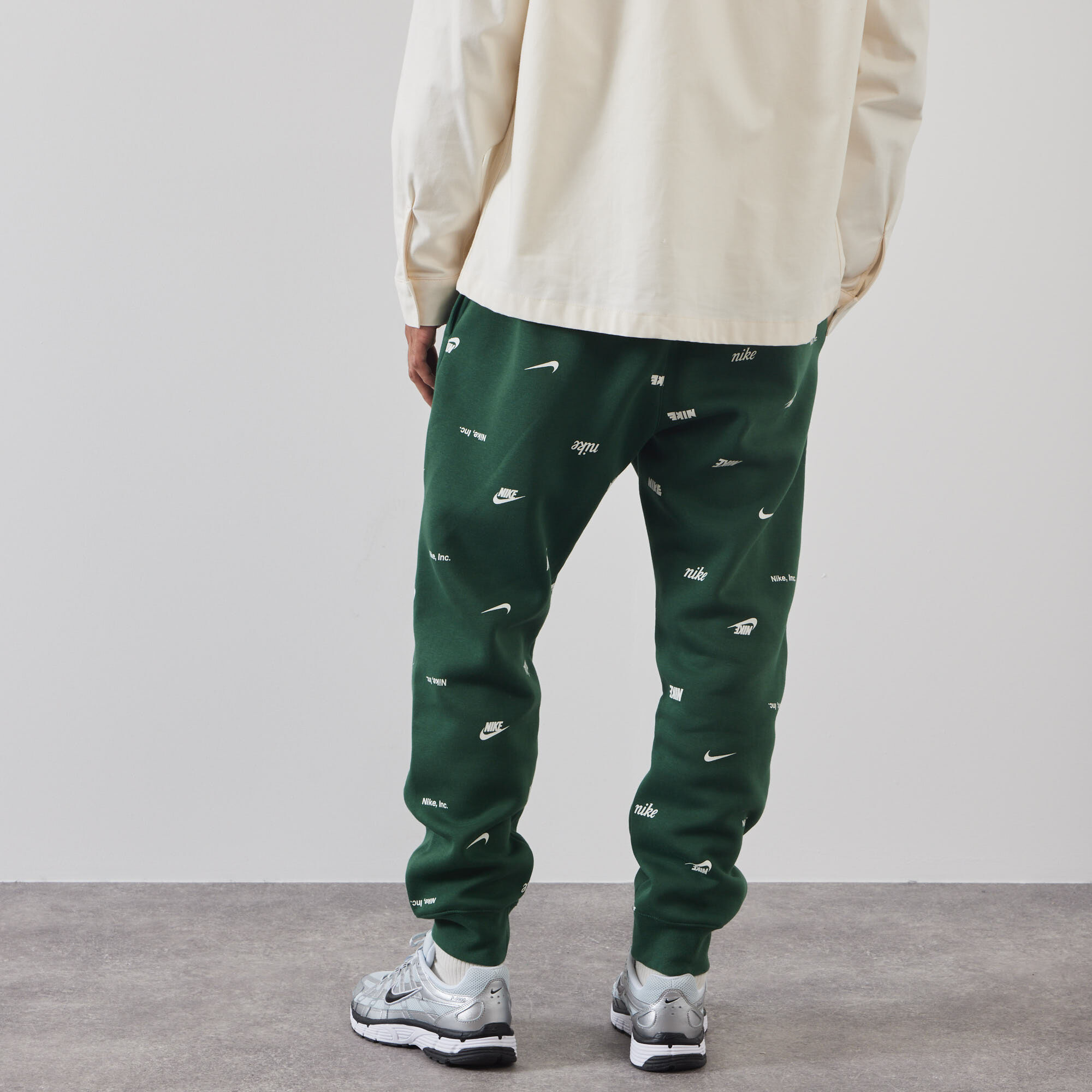 Nike camo cheap aop jogger