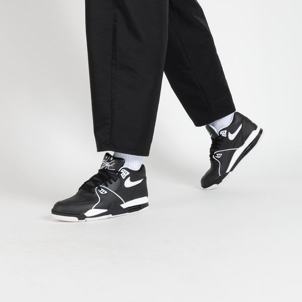 NIKE AIR FLIGHT 89 ZWART WIT SNEAKERS HEREN Courir.be