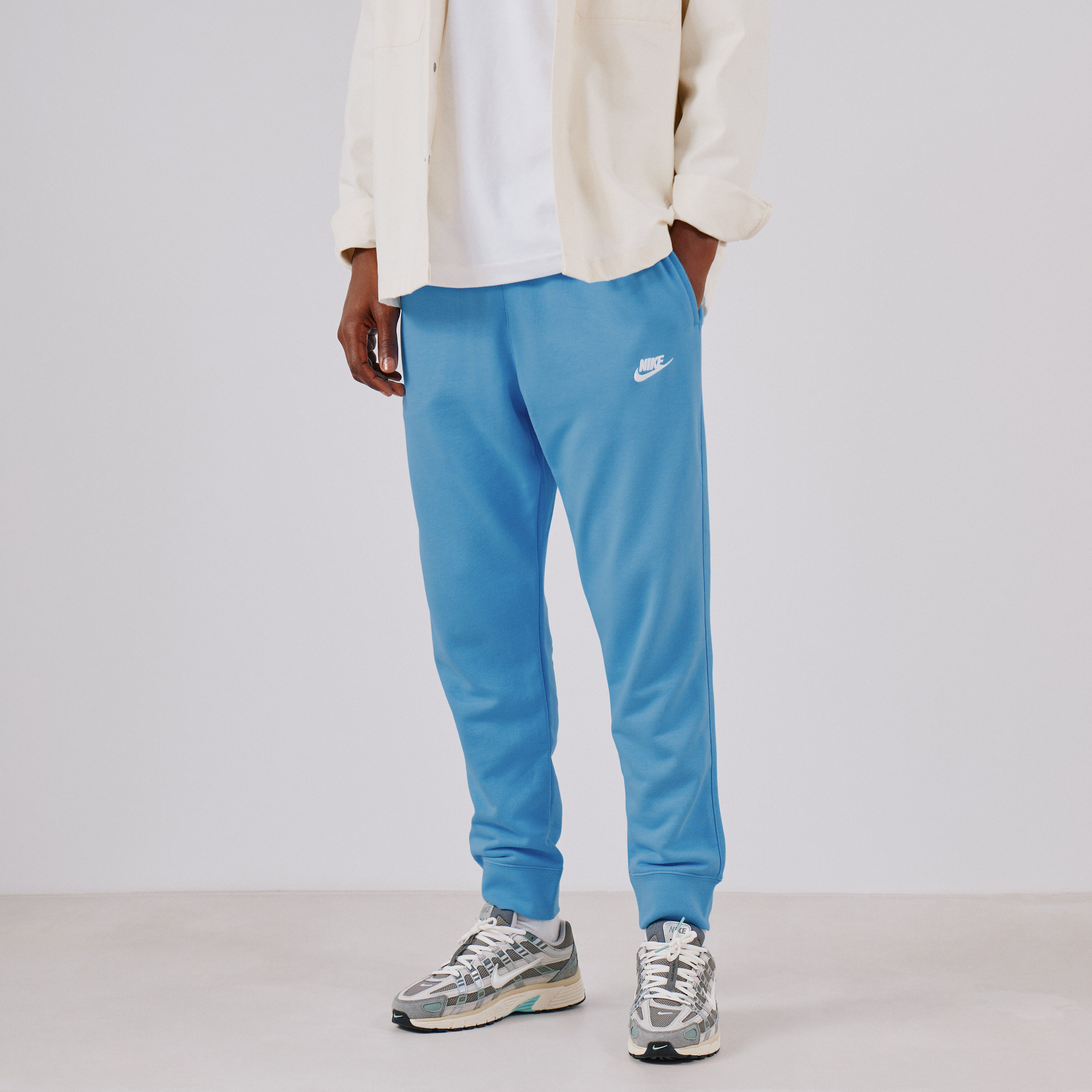 Jogging nike bleu ciel sale