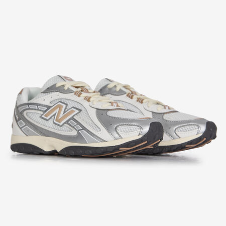 NEW BALANCE 204 BLANC/BEIGE FEMME