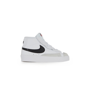 Promotie Sneakers en schoenen NIKE blazer kortingen tot 50 Courir.be