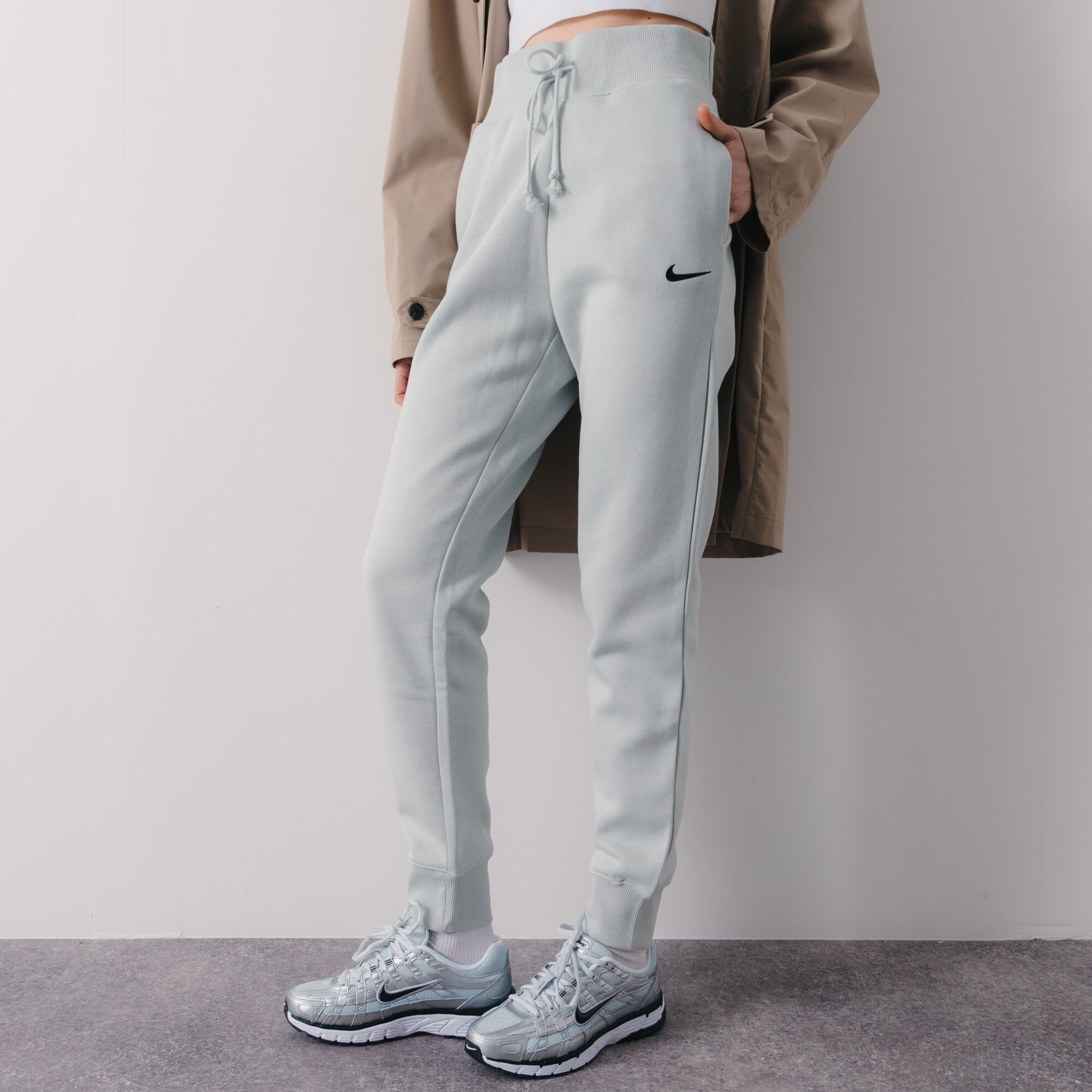 Sneakers et baskets NIKE PANTALON VERT Tendances 2024 Courir.be