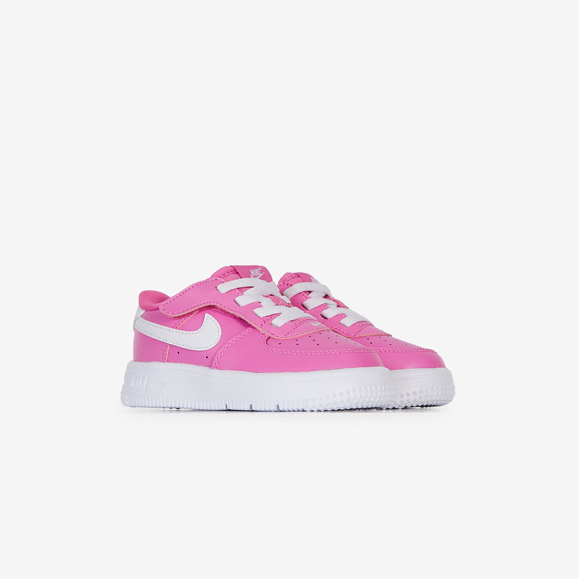 Roze nikes baby store