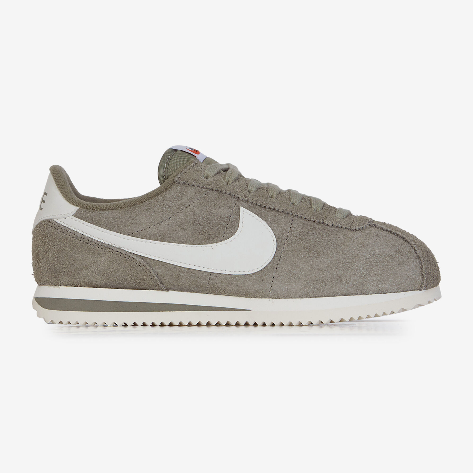 Nouvelles baskets NIKE cortez 2024 dernieres sorties de sneakers et chaussures Courir.be