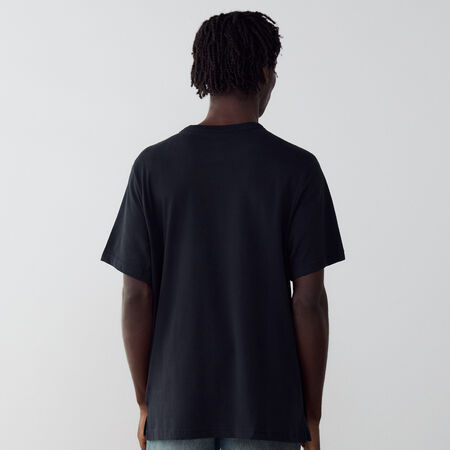 JORDAN TEE SHIRT CENTERED LOGO NOIR/BLANC HOMME