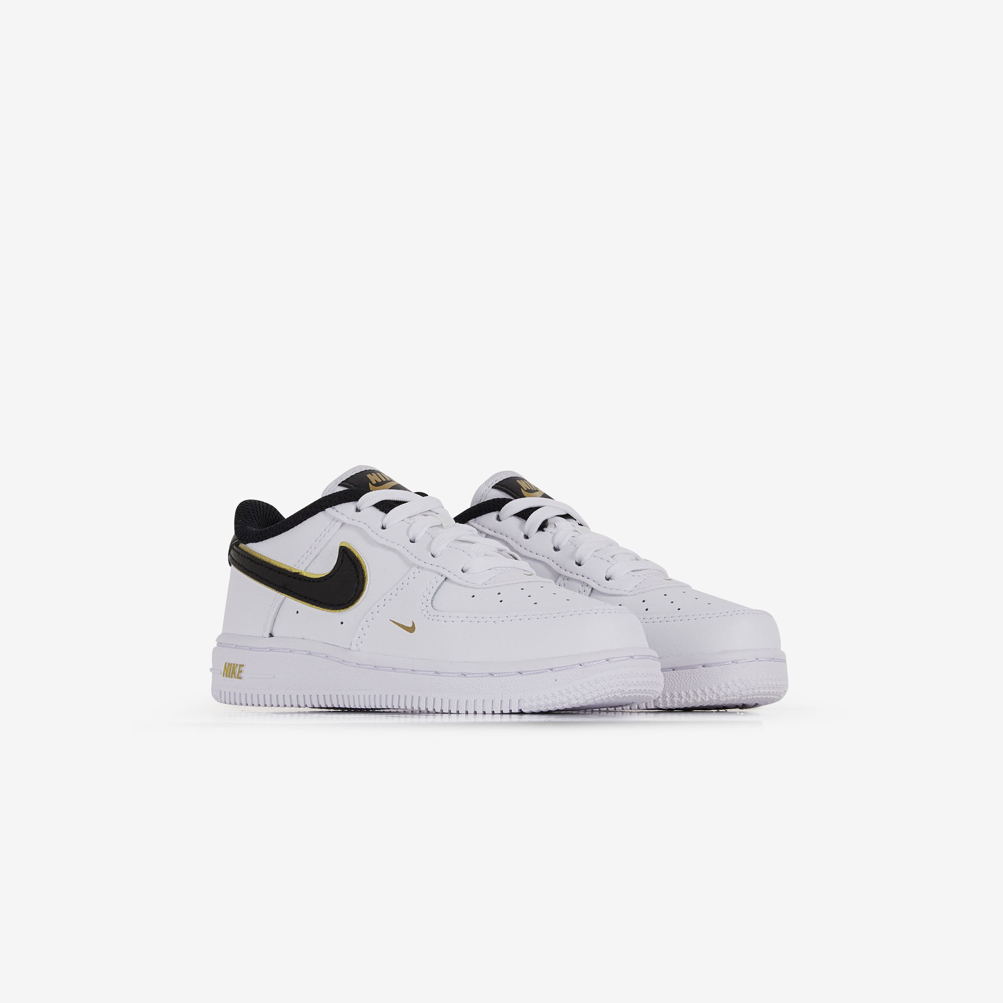 Vetement nike solde best sale