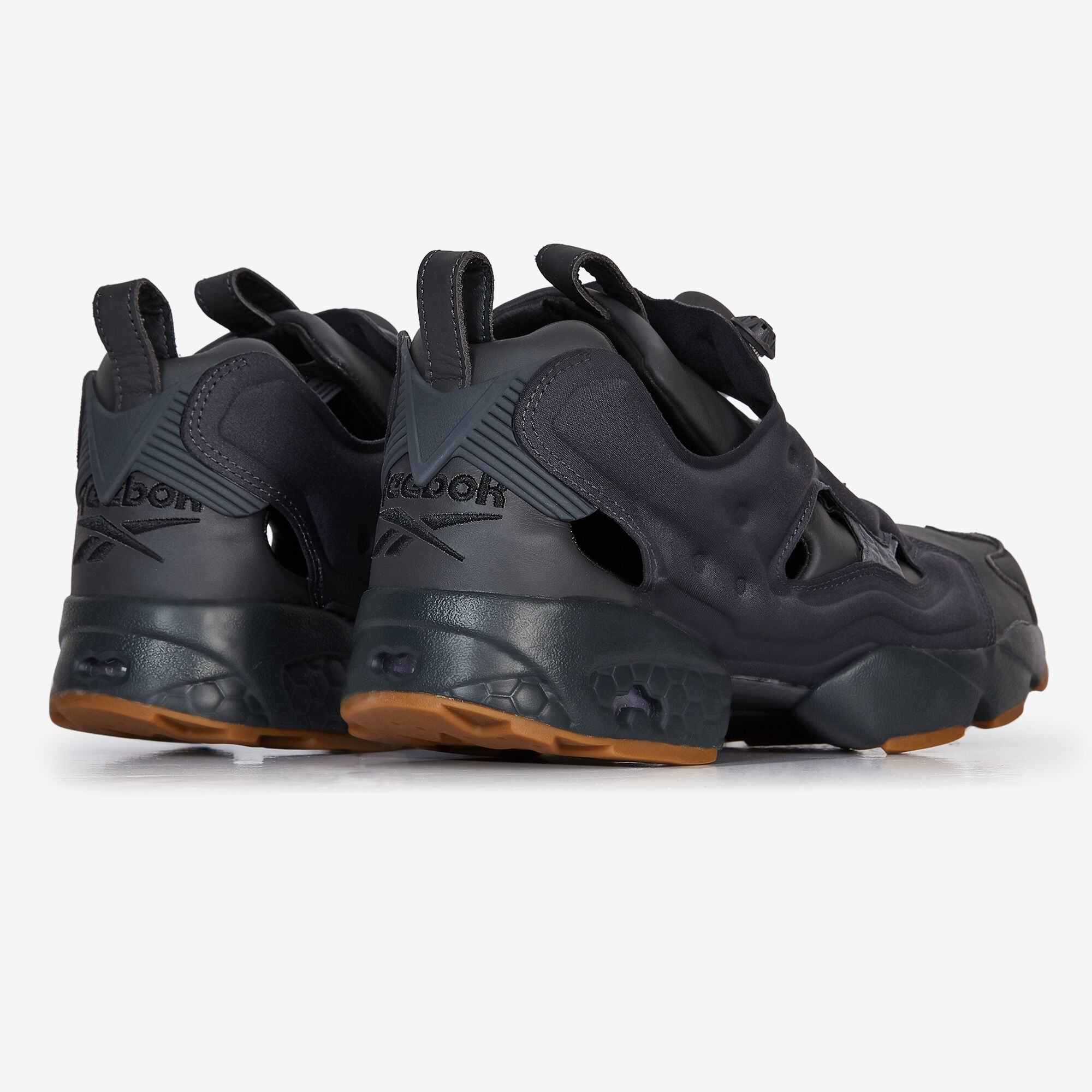 REEBOK INSTAPUMP FURY 84 GRIS NOIR SNEAKERS HOMME Courir.be