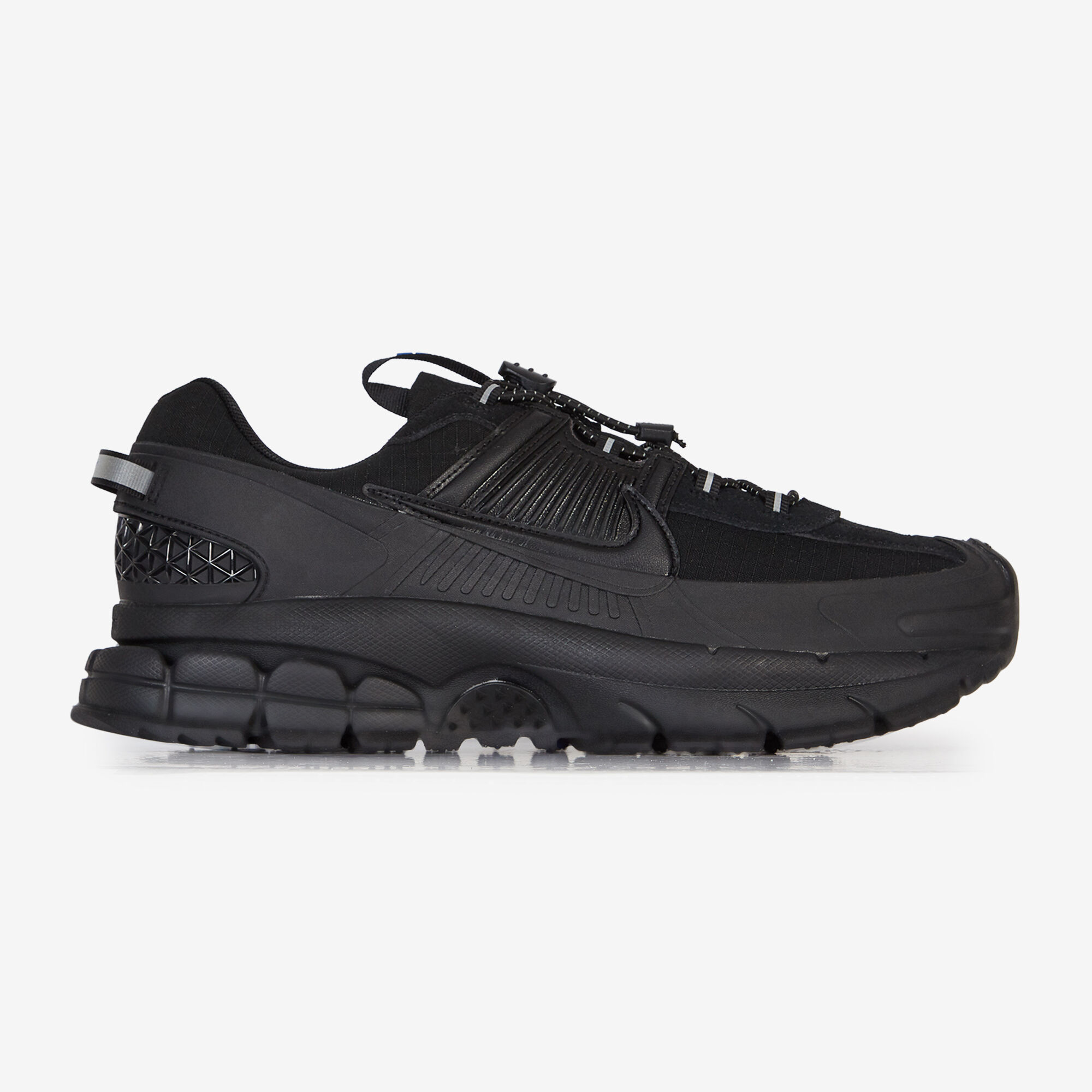 NIKE ZOOM VOMERO ROAM NOIR SNEAKERS HOMME Courir.be