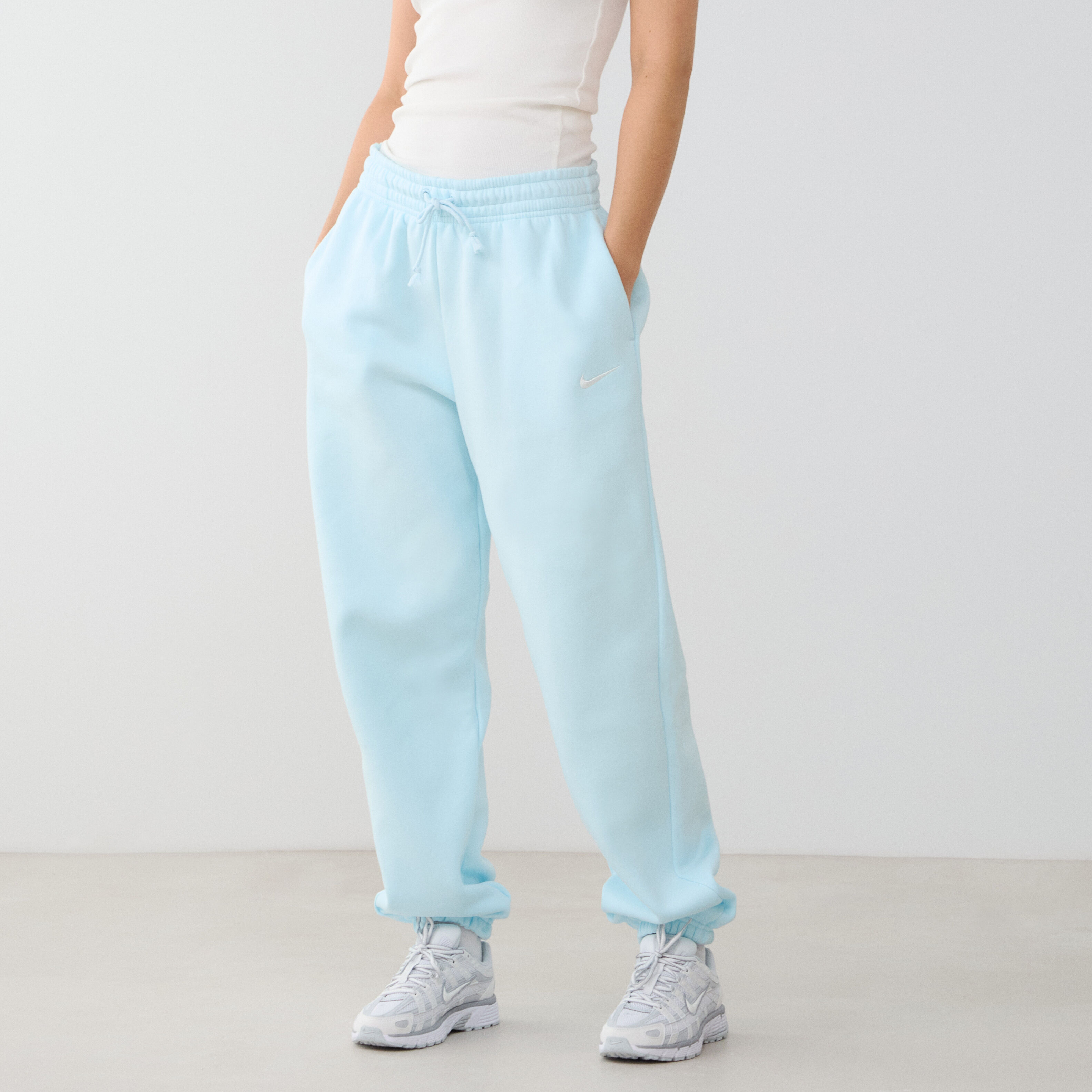 Sneakers et baskets NIKE FEMME BLEU CIEL Tendances 2024 Courir.be