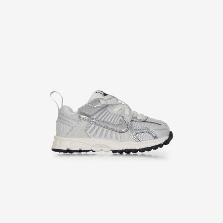 NIKE ZOOM VOMERO 5 CHROME ARGENT/BEIGE BÉBÉ