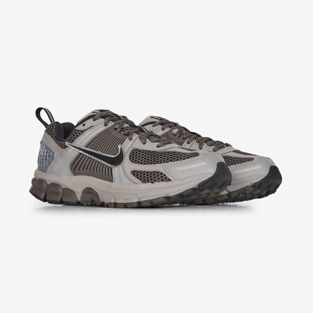 NIKE zoom vomero ZOOM VOMERO 5 MARRON/NOIR JUNIOR