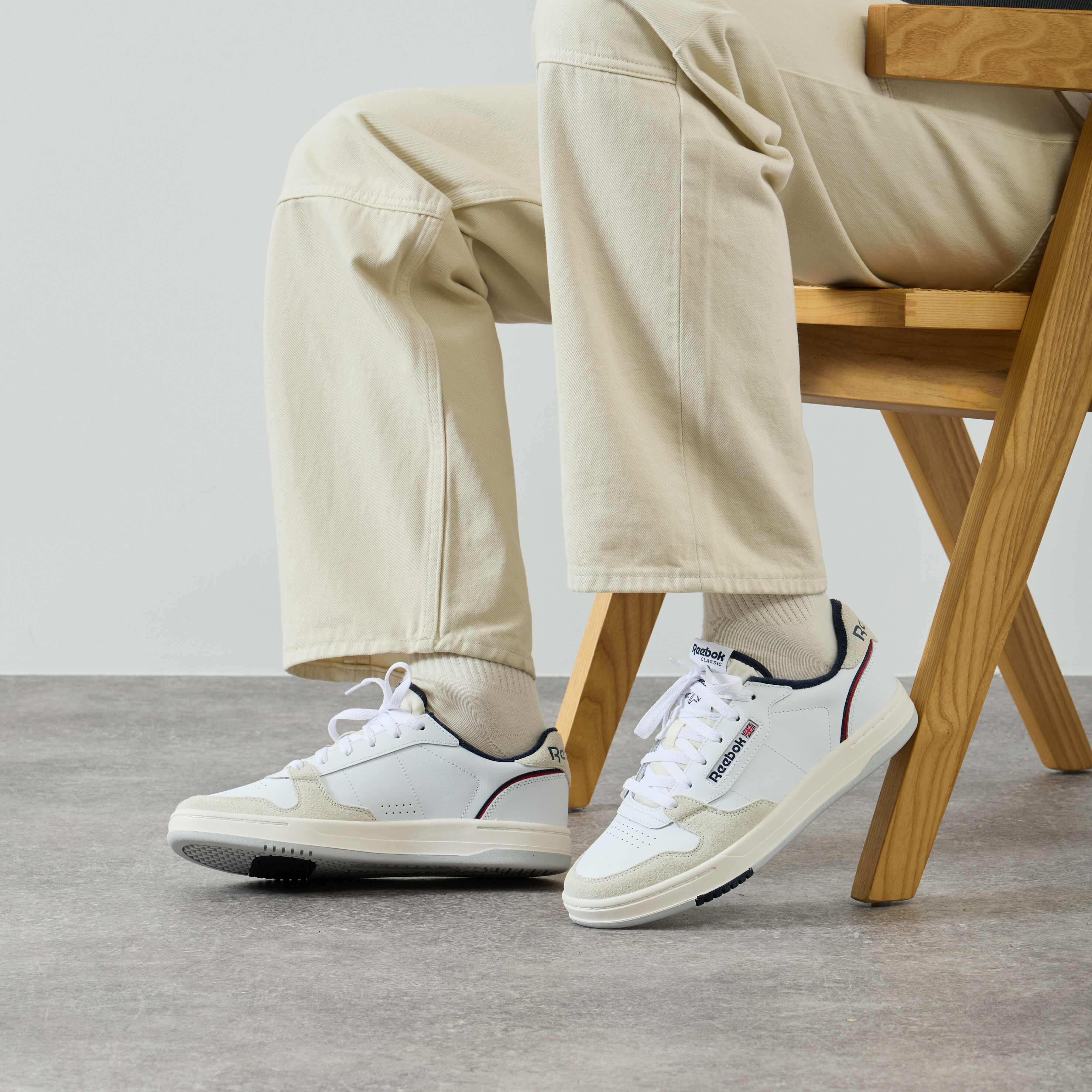 REEBOK PHASE COURT BLANC MARINE SNEAKERS HOMME Courir.be