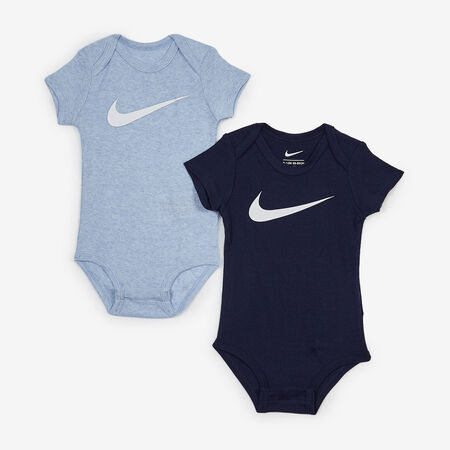 NIKE 5 PC SET BODYSUIT HAT BOOTIE ESSENTIALS BLEU BÉBÉ