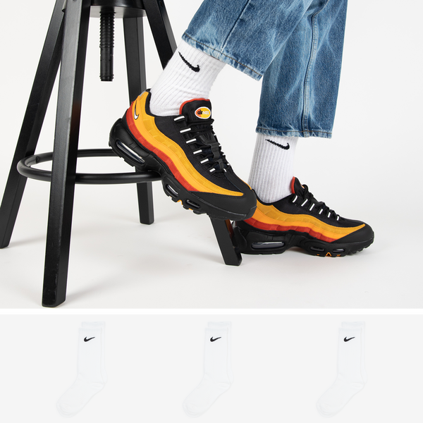 Nike chaussure chaussette discount