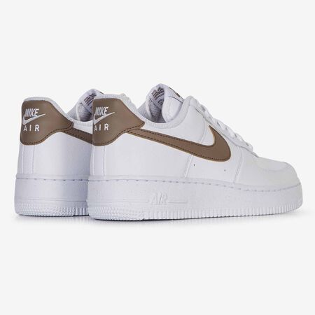 NIKE AIR FORCE LOW WIT/BRUIN SNEAKERS DAMES