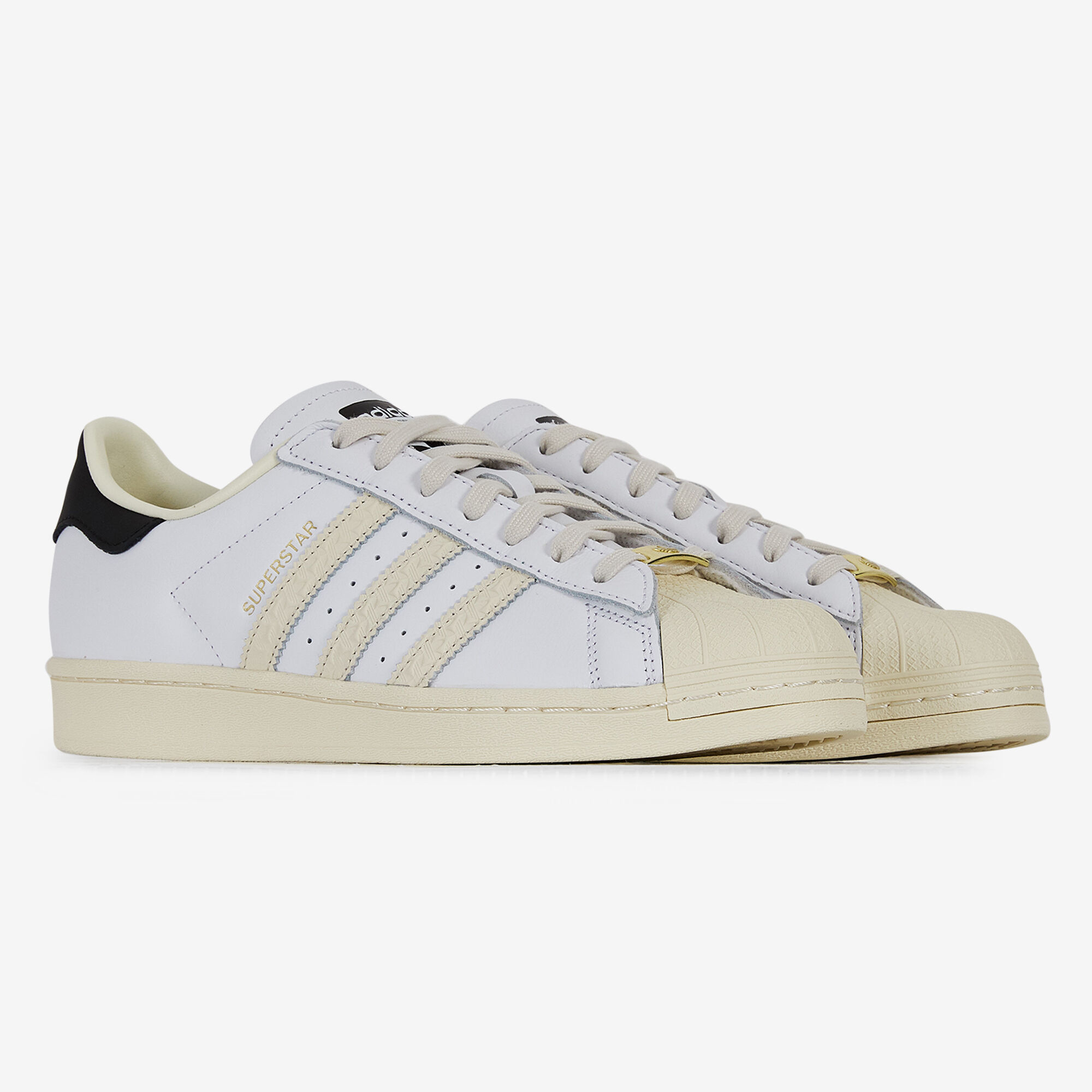 SUPERSTAR MONOGRAM