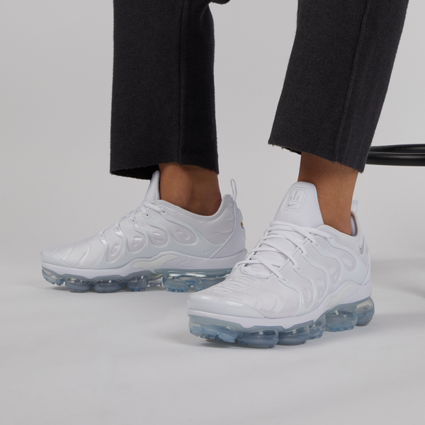 Air vapormax sales plus blanche
