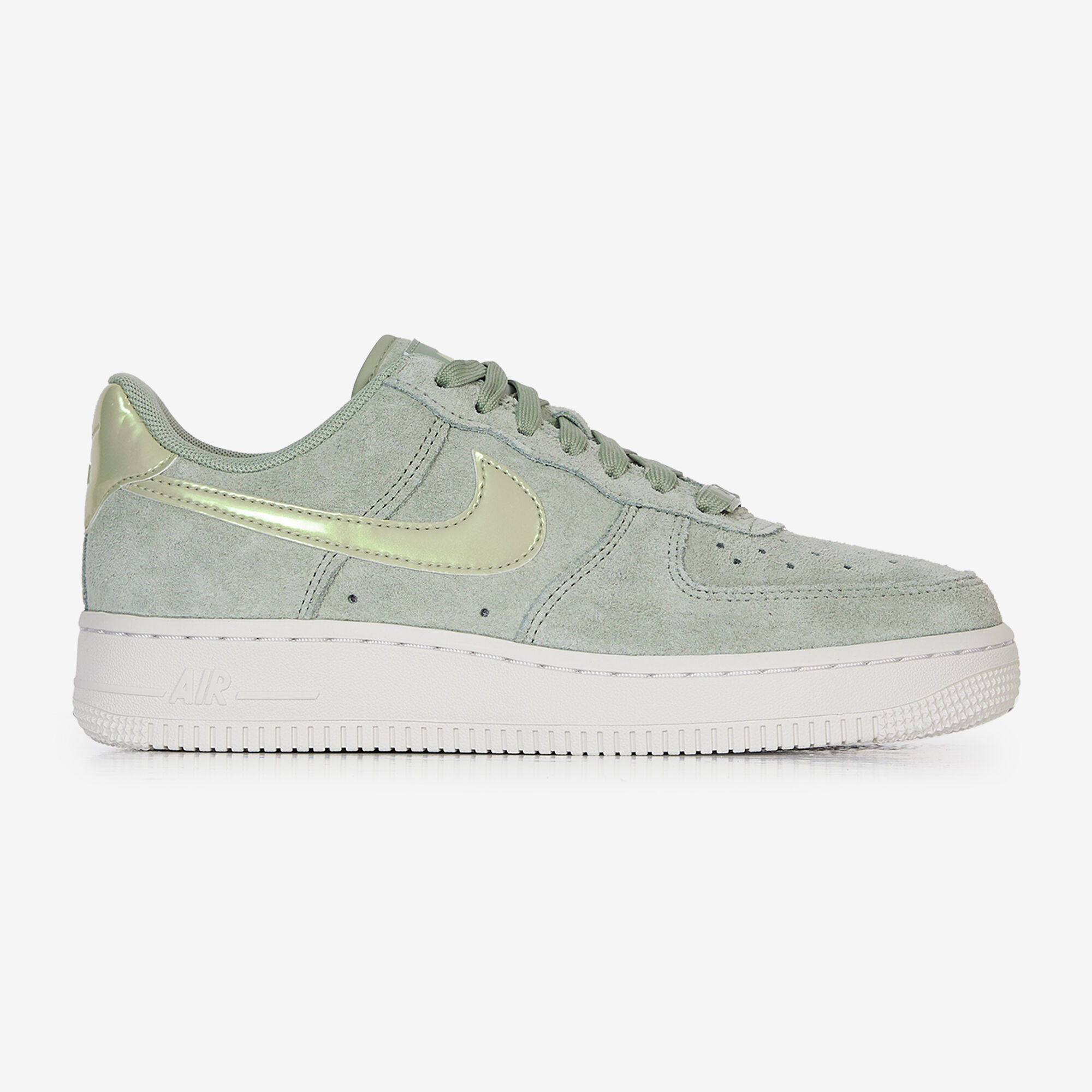 NIKE AIR FORCE 1 07 GROEN SNEAKERS DAMES Courir.be