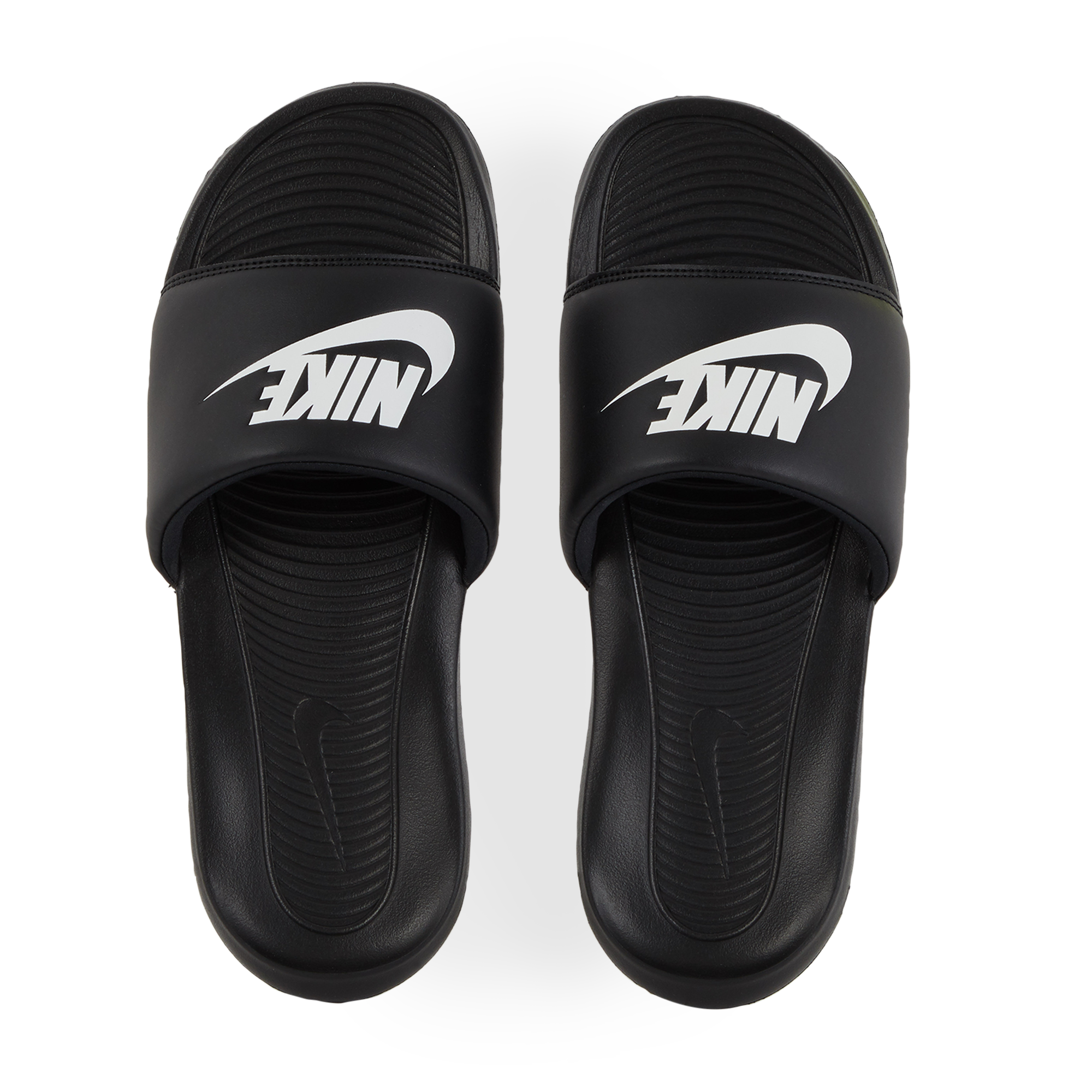 courir claquette nike