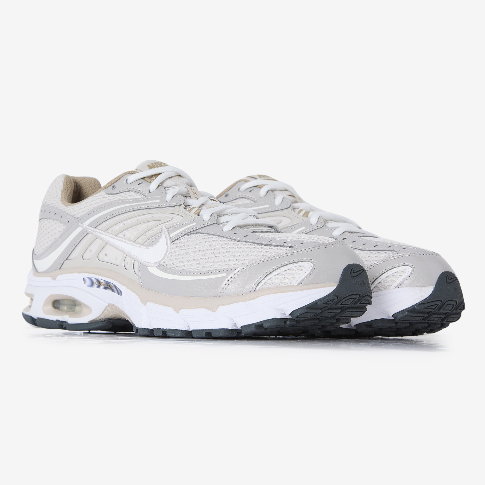 AIR MAX MOTO 2K SUEDE